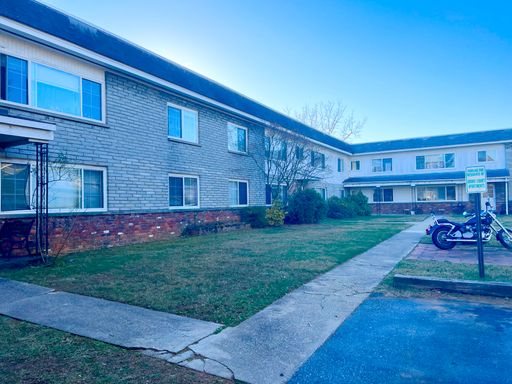 1 Bed 1 Bath Rental at 55 Grove St - 26, Asheville, NC – photo 1
