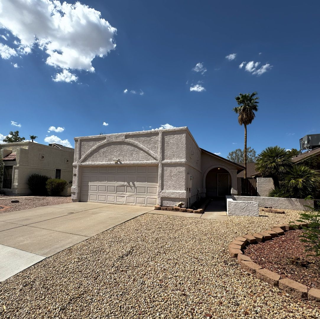 Stylishly Updated 3-Bedroom Home in Prime Chandler Location