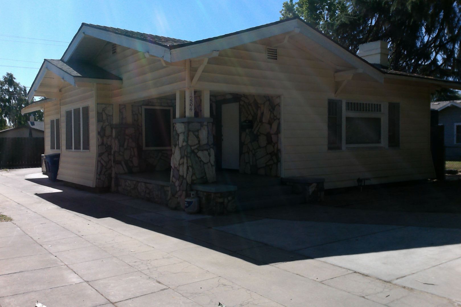 Fresno House: 1284 N. Ferger Ave
