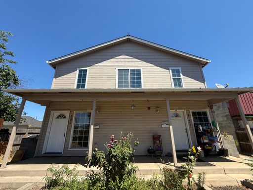 Two bedroom apartment in Central Medford Location | Available Now – photo 1