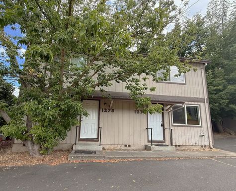 Two Bedroom Ashland Townhouse | Available Now!