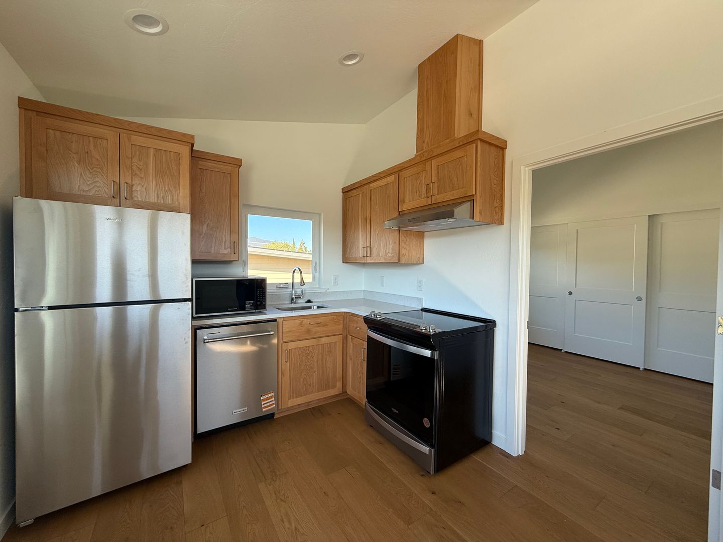 New Apartment in Central Ashland Location | Available Now!