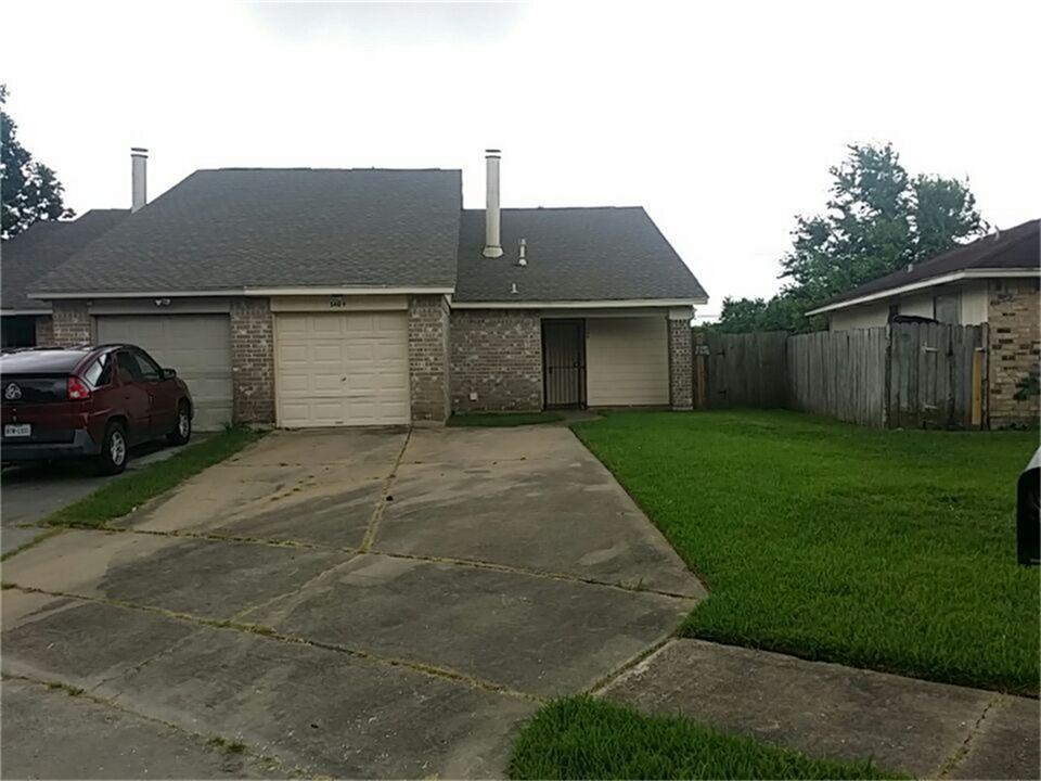 Houston House: 5409 Regal Ridge Ln