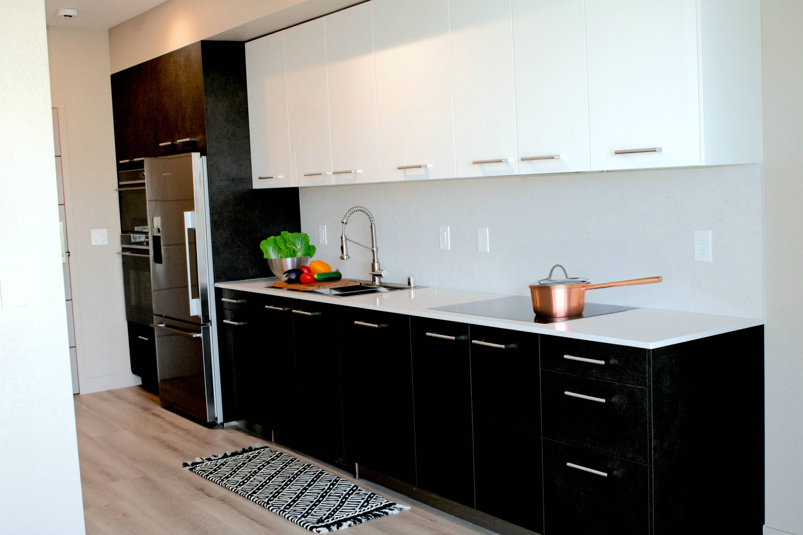 Roseville Apartment: 129 Vernon Street