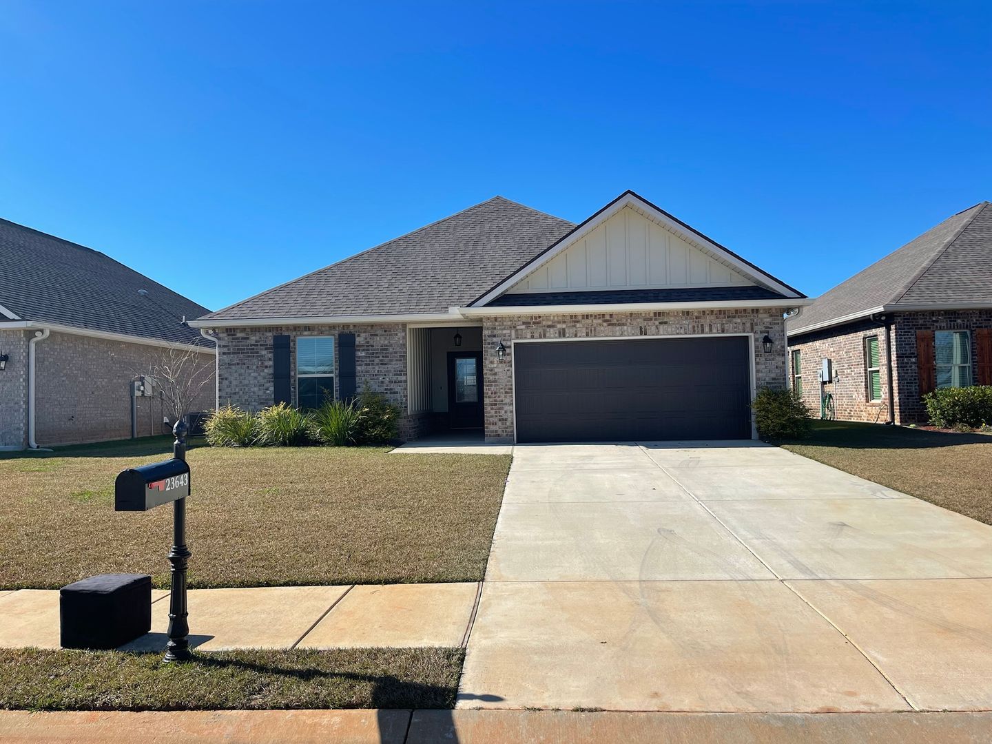 Daphne House: 23643 Blythewood Ln.