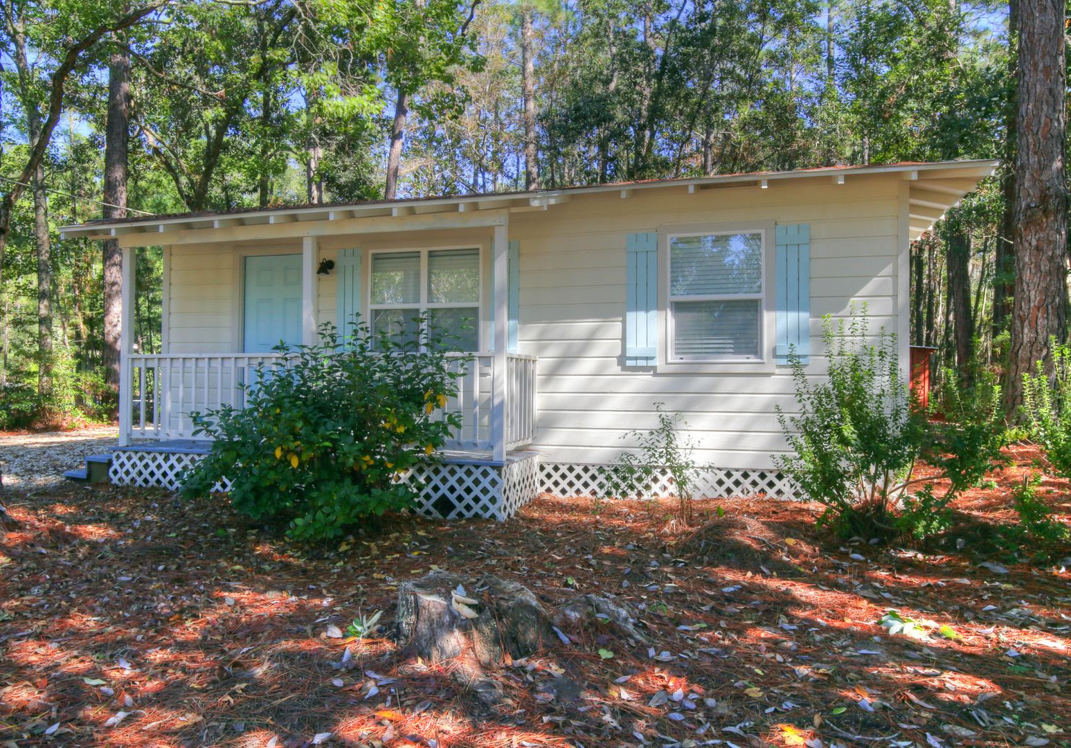 Fairhope House: 15750 Scenic Hwy. 98