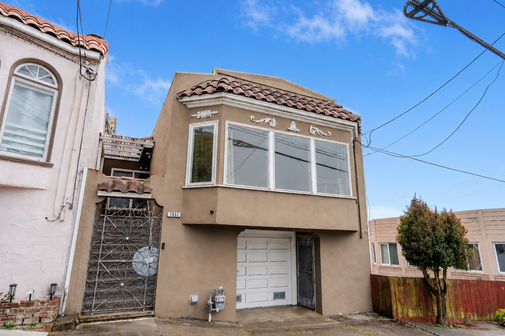 San Francisco House: 1931 Santiago Street Unit A