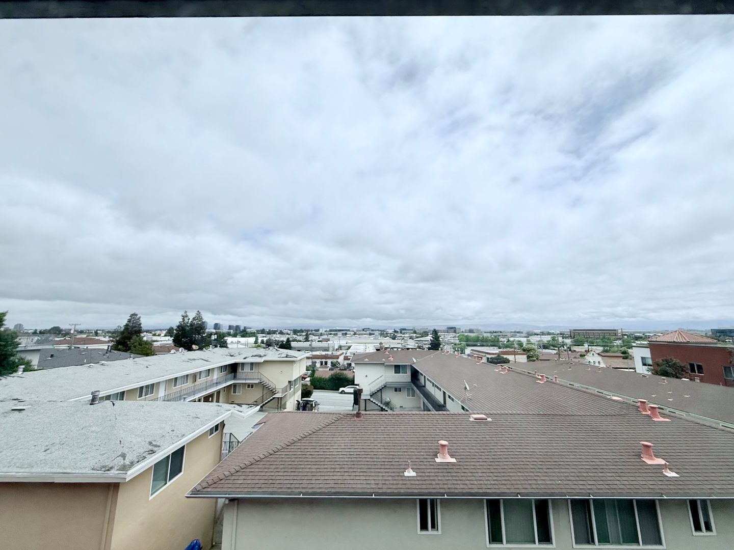 Belmont Apartment: 1621  6th Avenue
