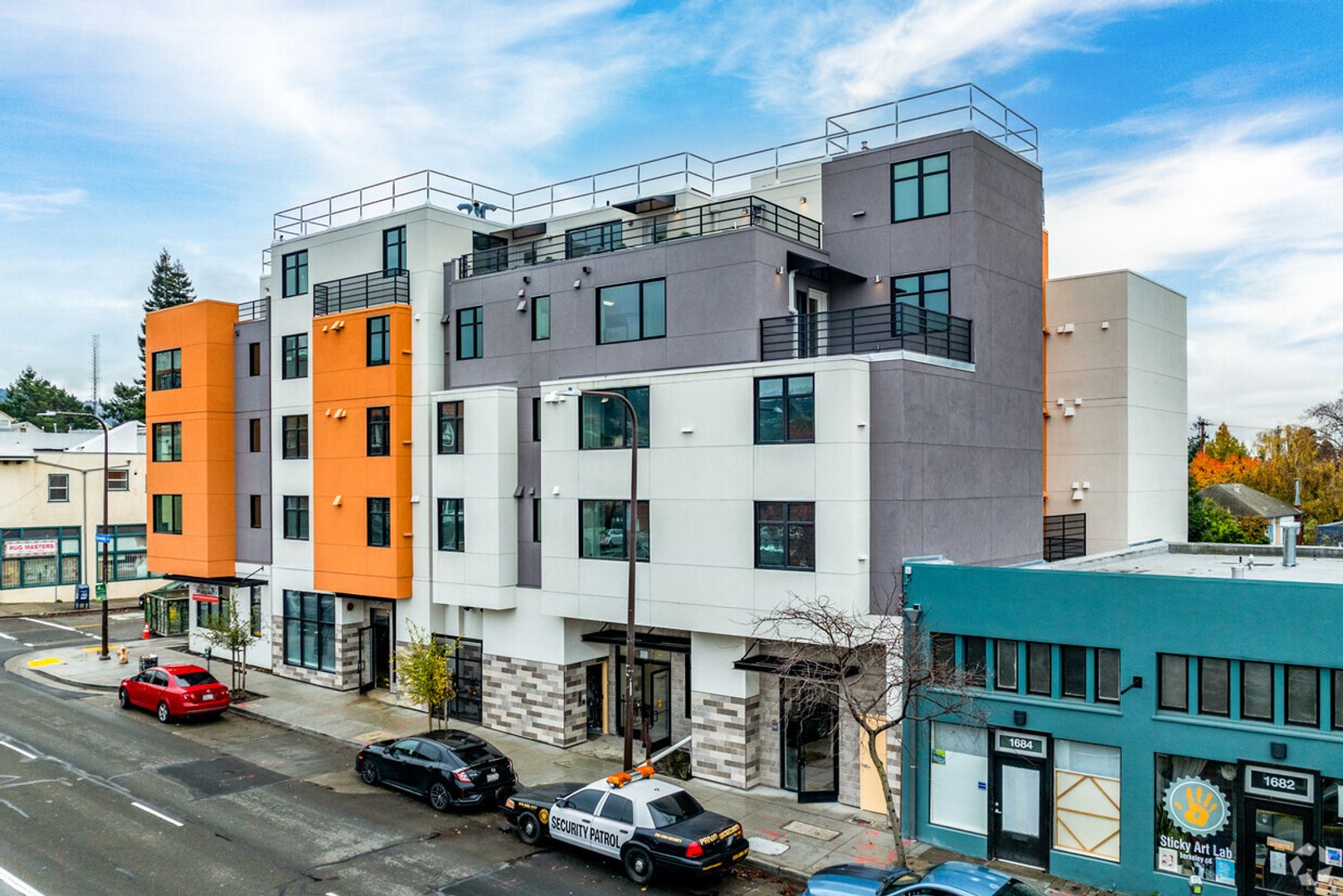Berkeley Apartment: 1698 University Avenue