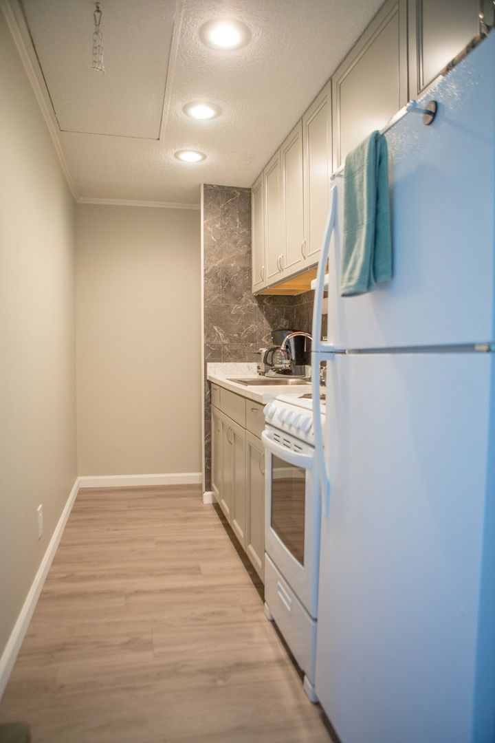 Cedarwood, 731 Sycamore Street, 100E, Belpre, OH 45714