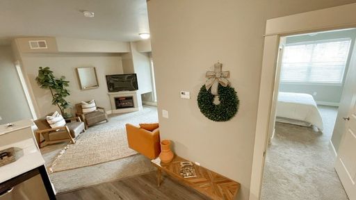 Pine Marten - 1150 SF Two-Bedroom Two-Bathroom Deluxe – photo 1