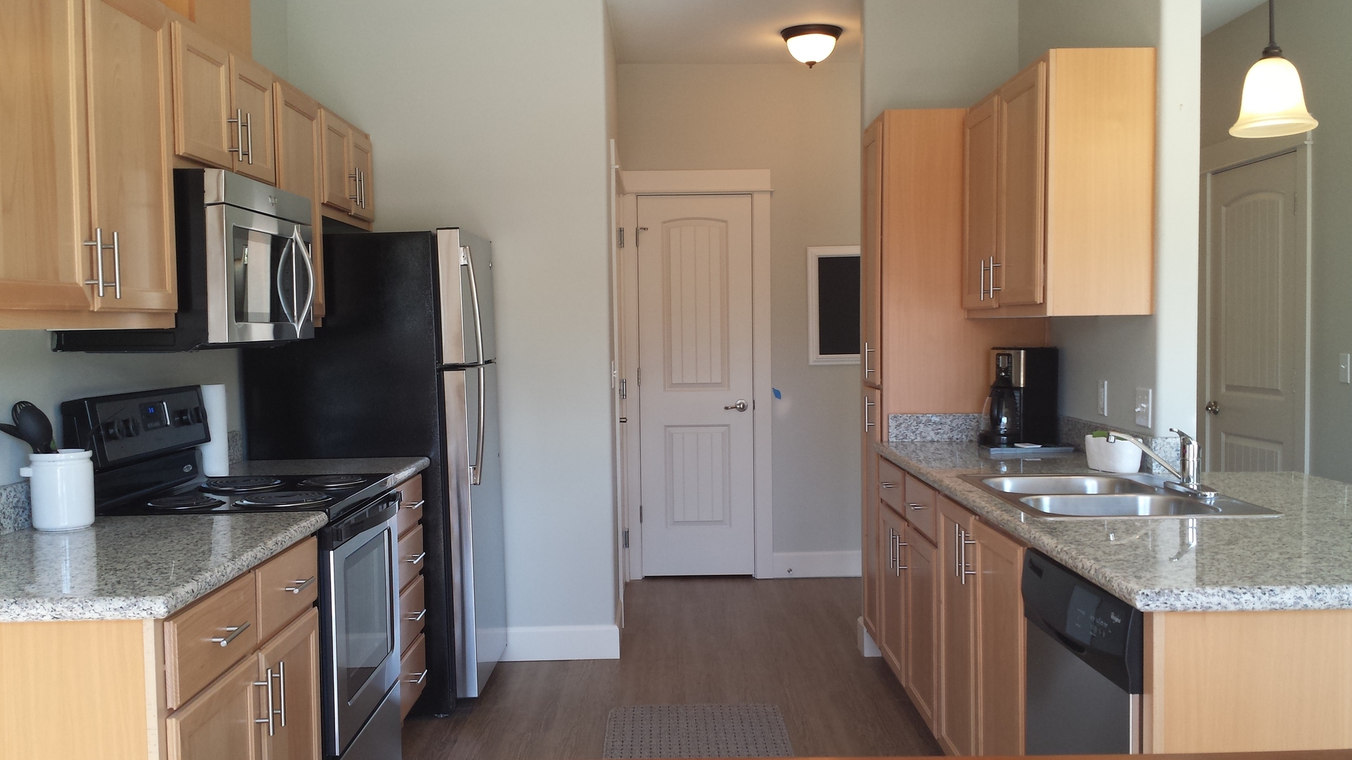 Albany Apartment: 1605 Oak St SE