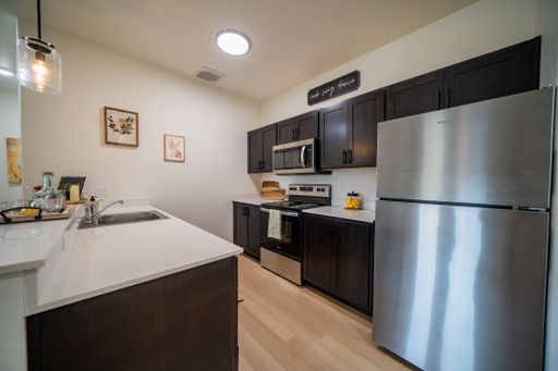 One-Bedroom One-Bath - 658 SF Third Floor – photo 1