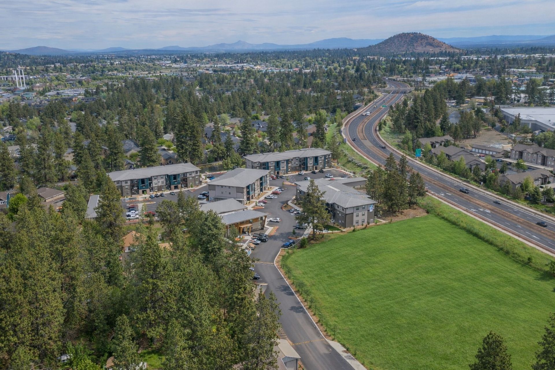 Bend Apartment: 20174 Reed Lane