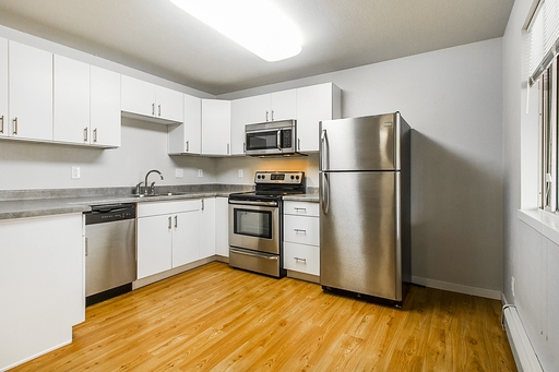 2 bed/1bath Near Pearl Street Mall - Available September! – photo 1