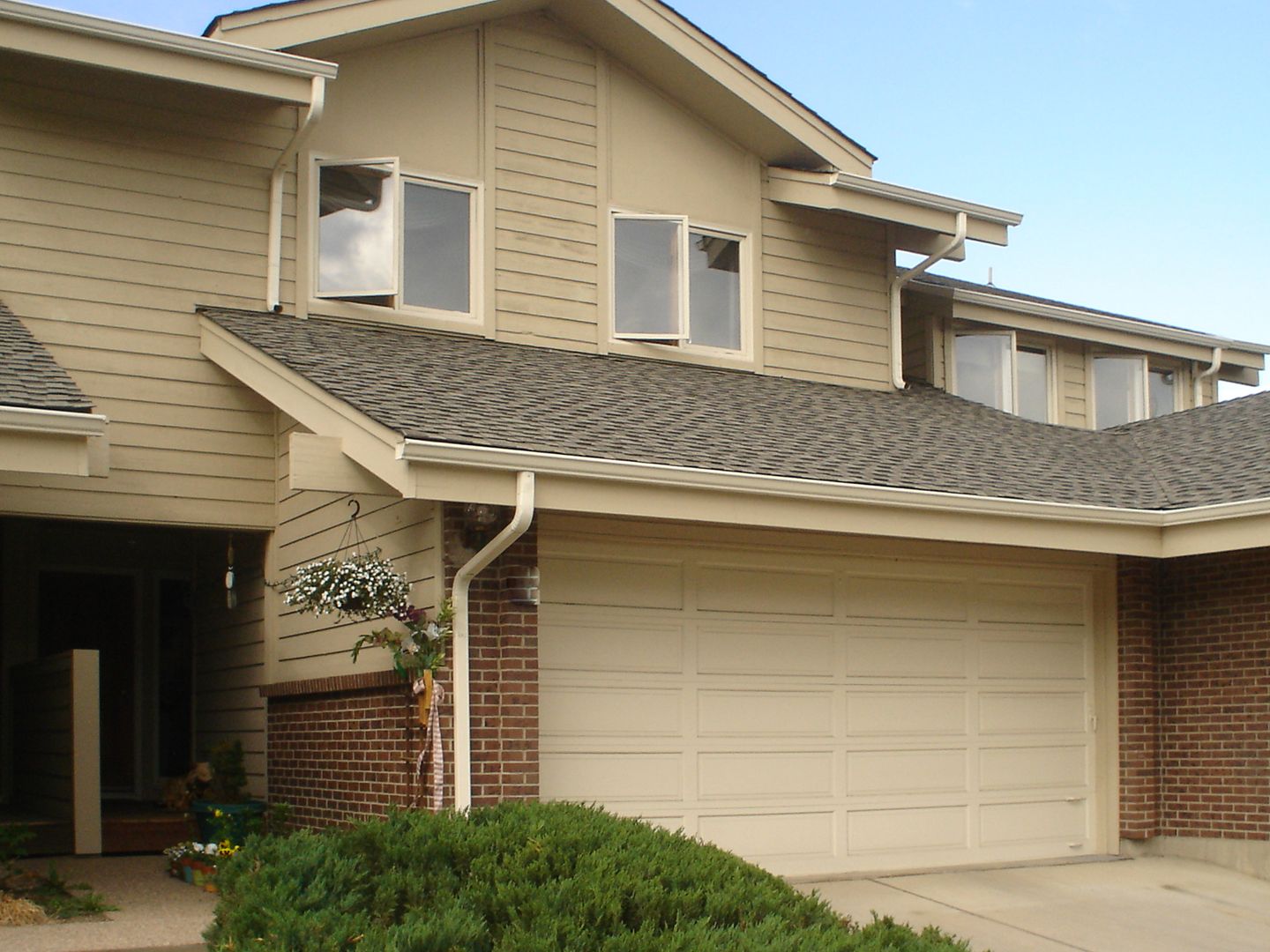 Boulder House: 64 Pima Court