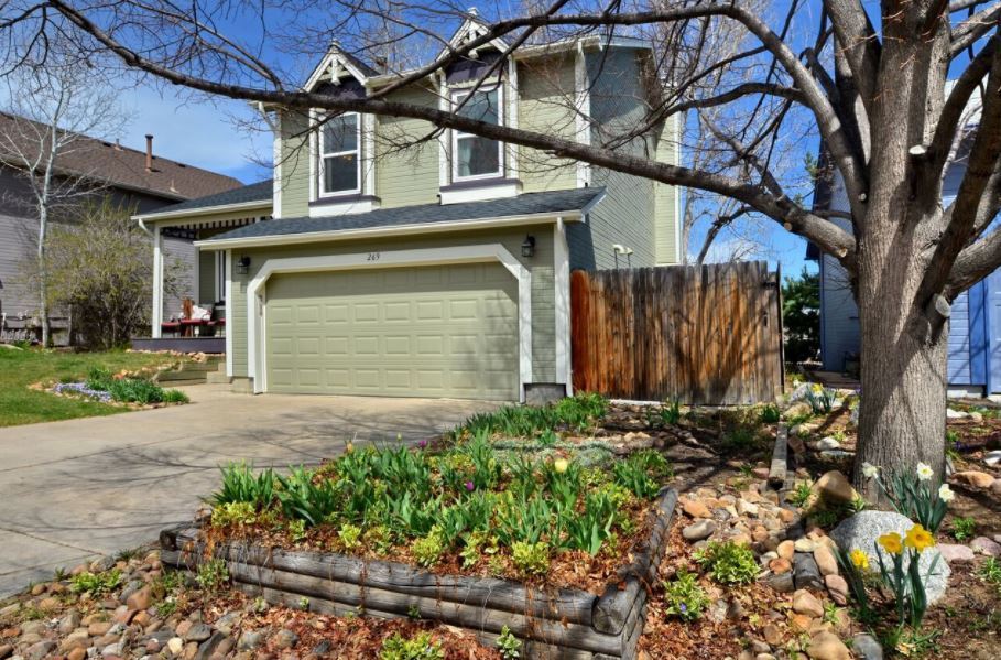 Louisville House: 269 Regal Street