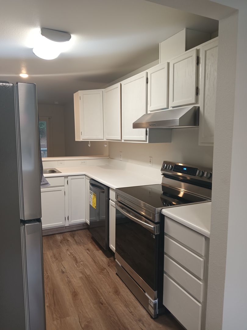 Silverdale House: 1307 Slate Lane #102