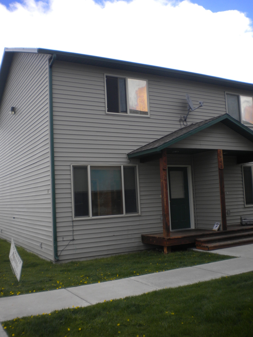 Belgrade Apartment: 98 9th Street