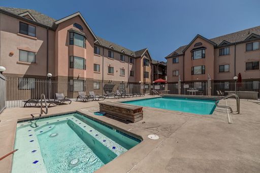 The Avenues #311 - Private Bedroom (Aug 2026-Aug 2027) - 1 Contract Available – photo 1
