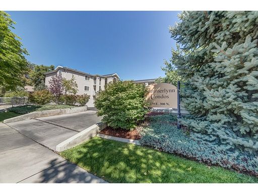 Summerlyn #305 - Private Bedroom (Aug 2026-Aug 2027) - 3 Contracts Available – photo 1