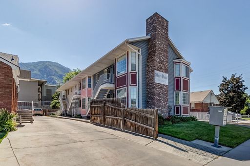 Shirepoint #3 - Shared Bedroom (Aug 2026-Aug 2027) - 1 Contracts Available – photo 1