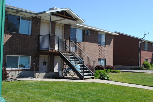Grove 172 - 2 Bed / 1 Bath (Aug 2026-July 2027) – photo 1