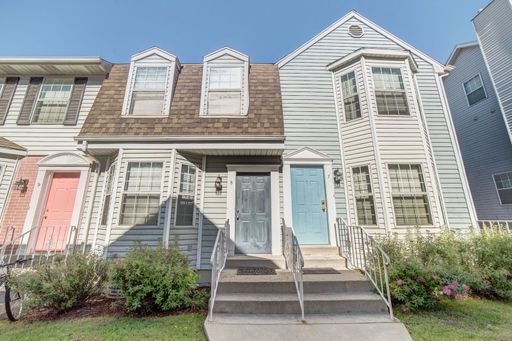 Chathamtowne #2 - Shared Bedroom (Aug 2026-Aug 2027) - 1 Contract Available – photo 1