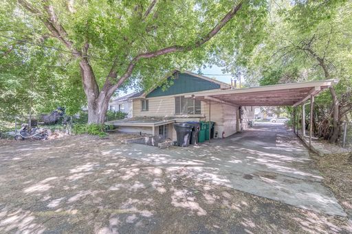 Amarillo Down - Shared Bedroom (Aug 2026-Aug 2027) - 1 Contract Available