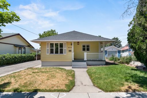 Win 444 Home - 3 Bed / 2 Bath (Aug 2026-Aug 2027) – photo 1