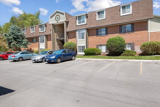 Old Mill #213 - Private Bedroom (Aug 2026-Aug 2027) - 4 Contracts Available – photo 1