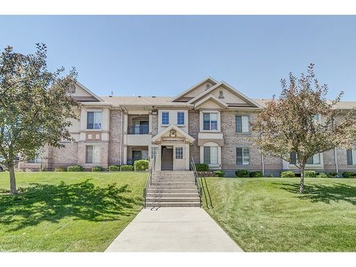 University Ave Condos #108 - Private Bedroom (Aug 2026-Aug 2027) - 4 Contracts Available – photo 1
