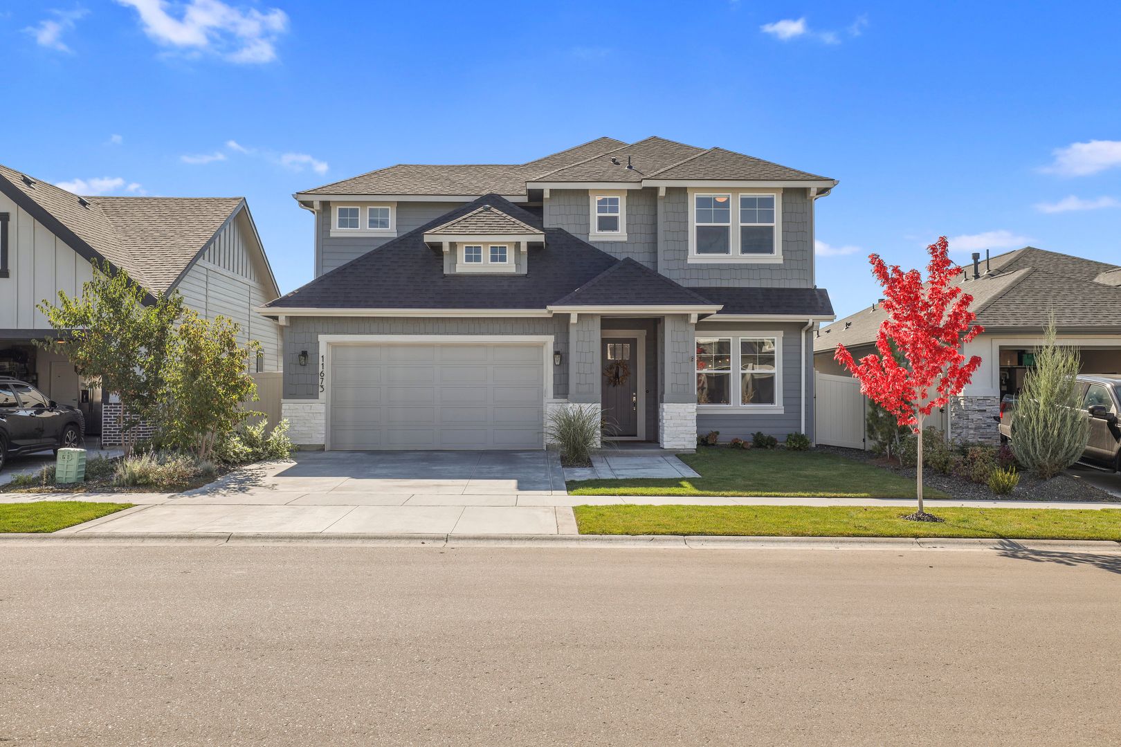Star House: 11673 Triloba St