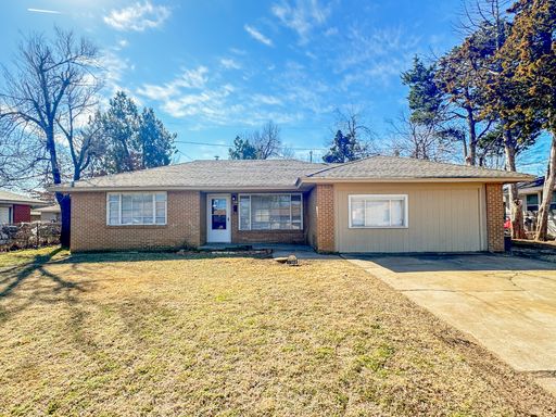 Charming & Move-In Ready 3-Bed Home with Large Fenced Yard in OKC – photo 1
