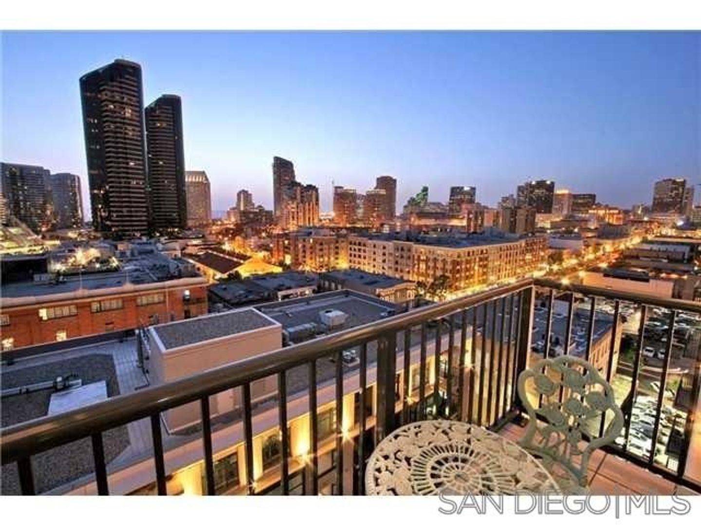 San Diego Condo: 530 K Street #1111