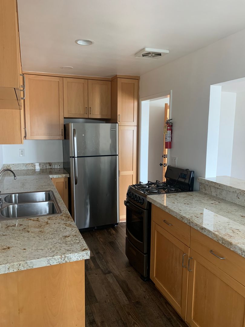 San Diego Condo: 3948 5th Avenue Unit 45