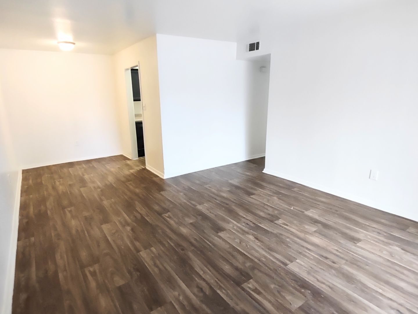 Denton Apartment: Grandview Garden Apartments