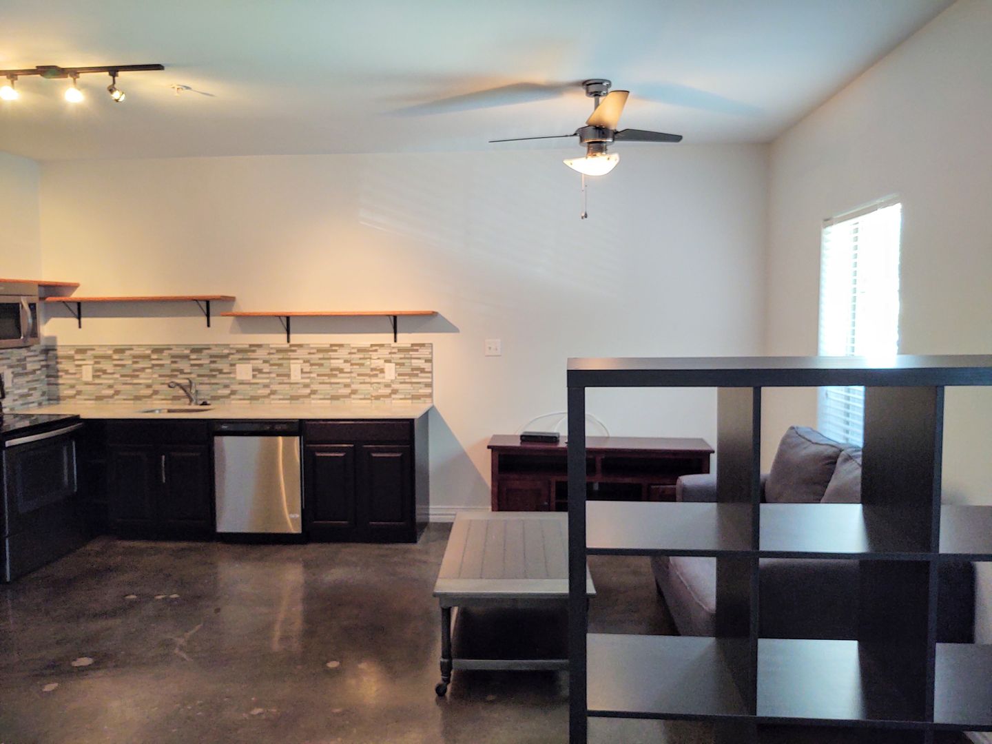 Denton Apartment: 2505 W Hickory