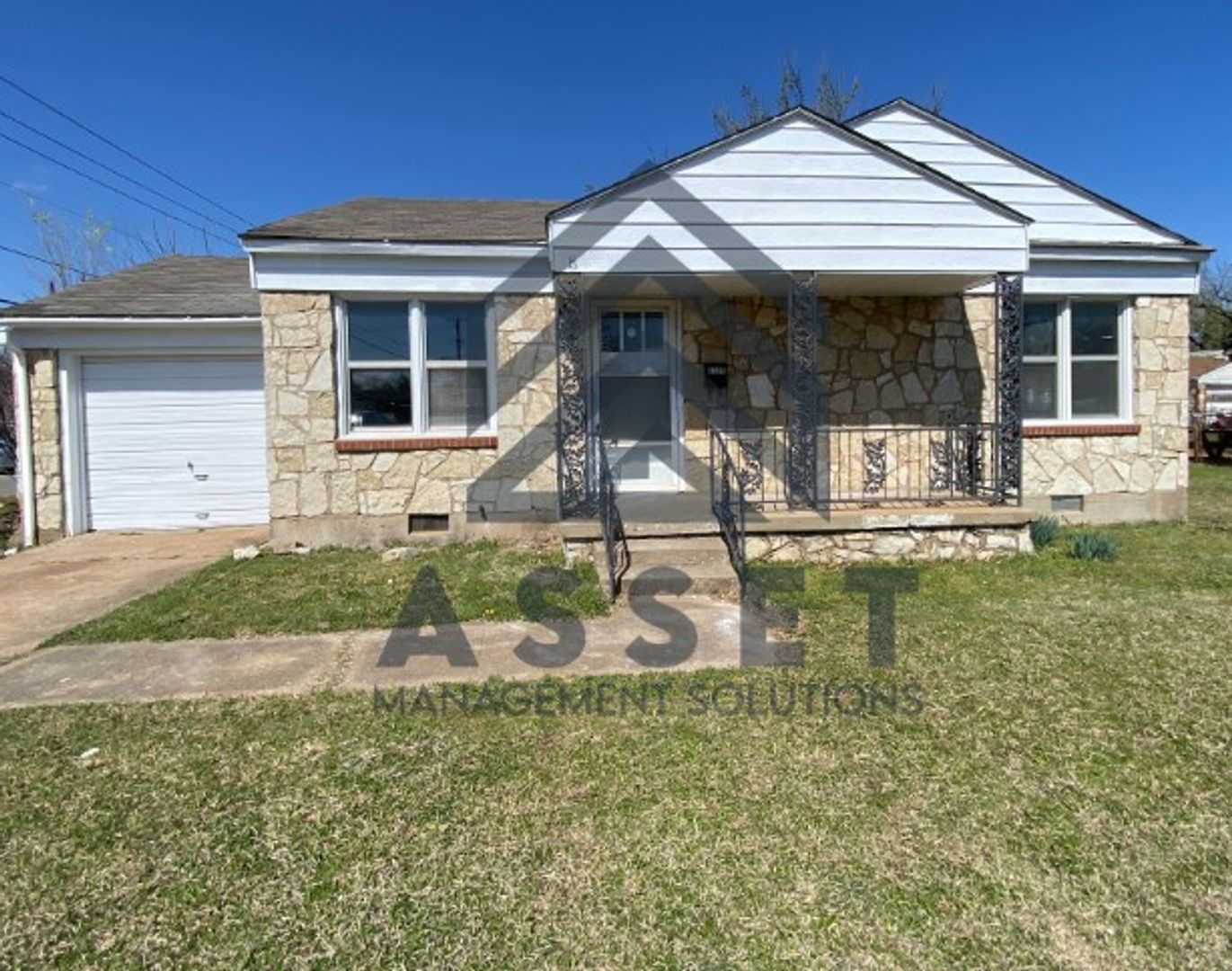 Del City House: 4501 SE 21st St.