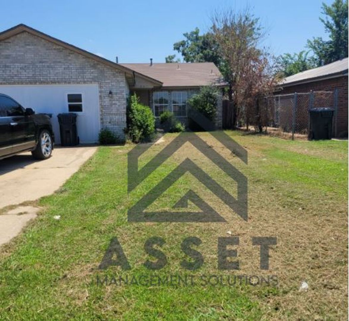 Oklahoma City House: 612 NW 111th Street