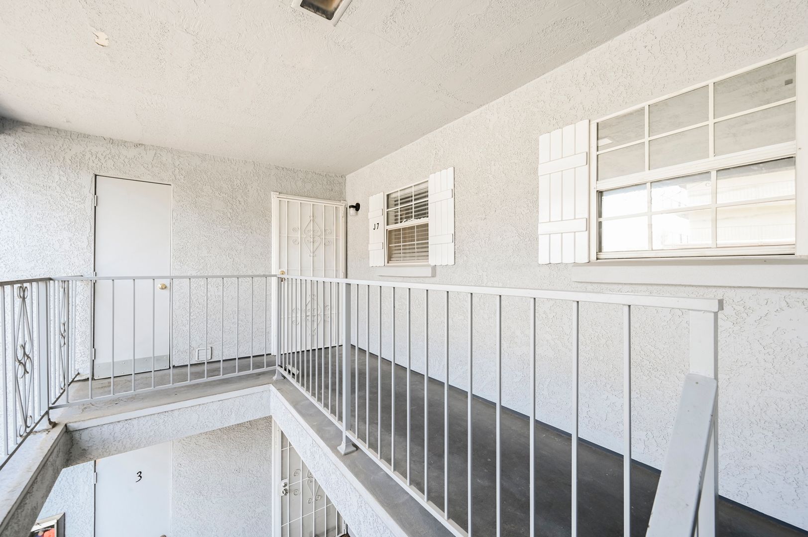 Las Vegas Condo: 3823 S Maryland Pkwy J7