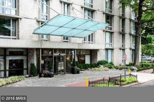 Not So Foggy In Foggy Bottom – photo 1