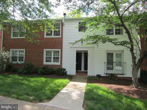 Stunning Condo with Patio in Arlington – photo 1