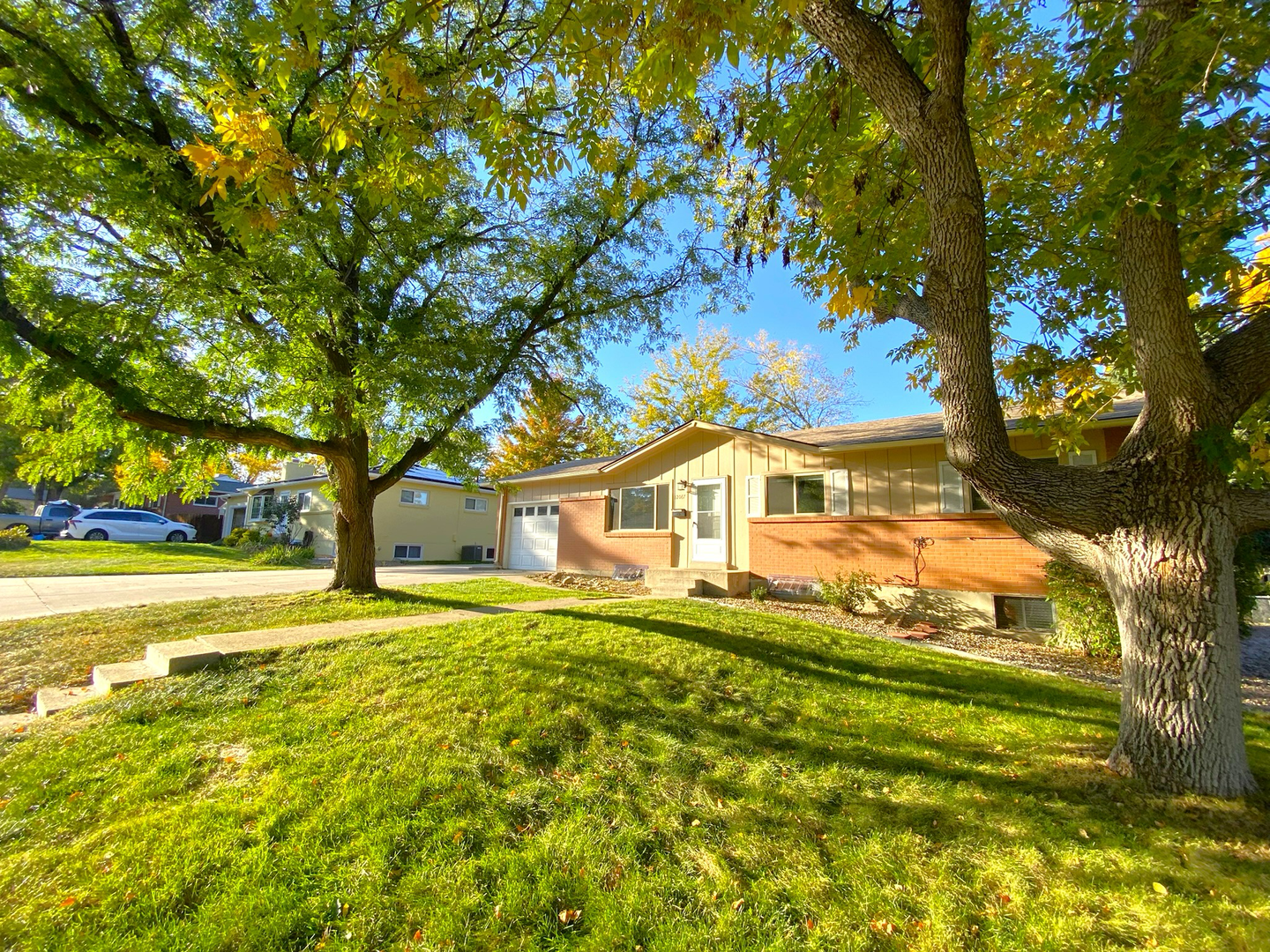 Lakewood House: 12067 West Virginia Drive