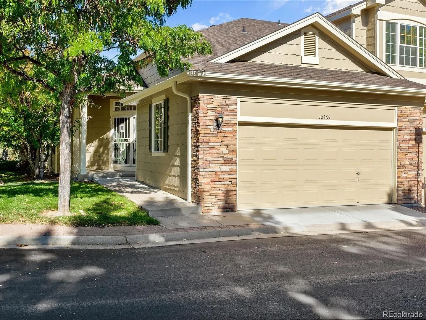 Littleton Townhome: 10365 West Rockland Place