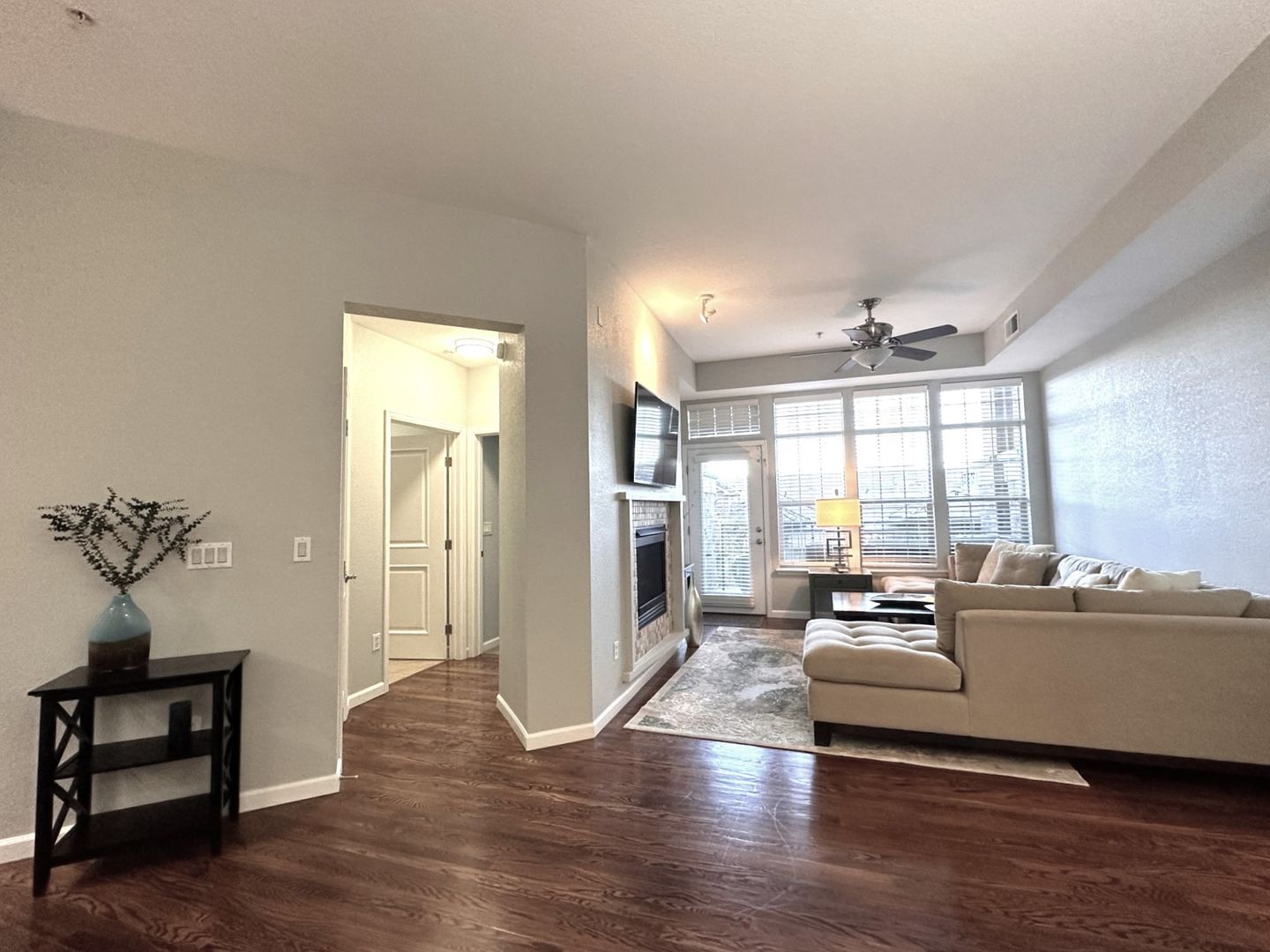 Englewood Condo: 7865 Vallagio Lane #303