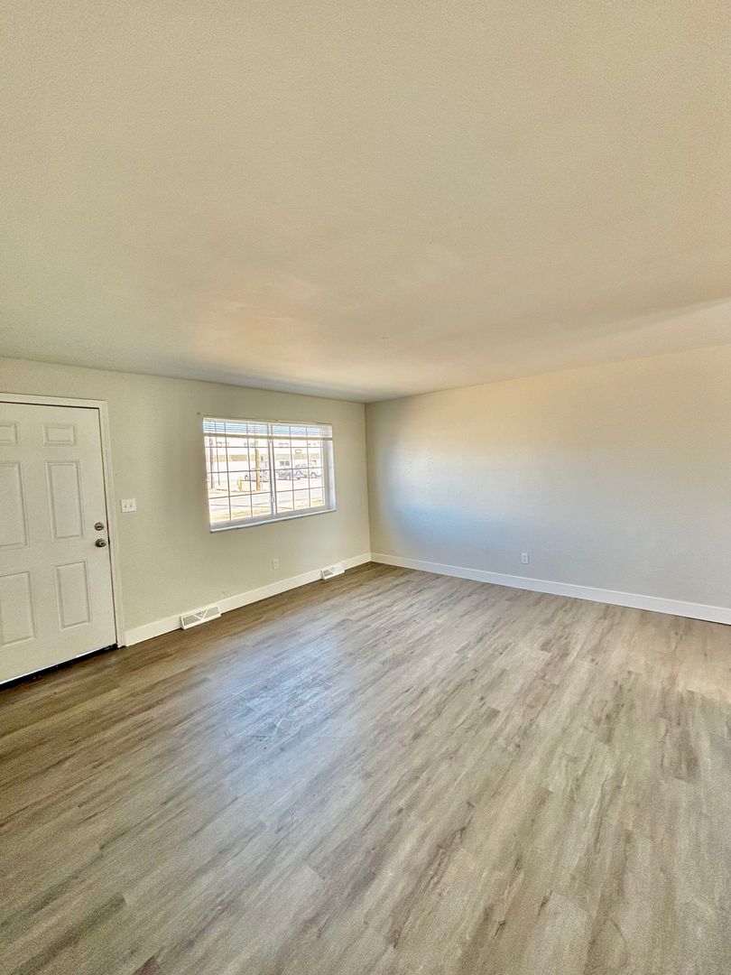 Denver Apartment: 5660/5670 W. 52nd Ave.