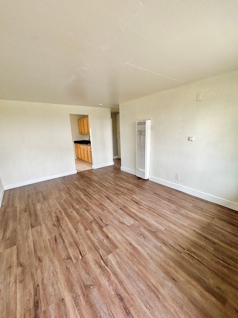 Aurora Apartment: 1159-1181 Akron Street