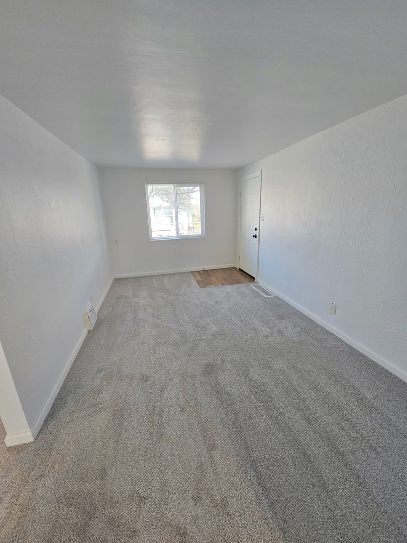 Aurora Apartment: 1159-1181 Akron Street
