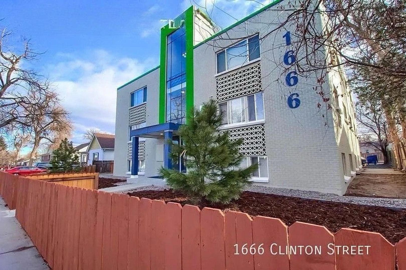 Aurora Apartment: 1666 Clinton St